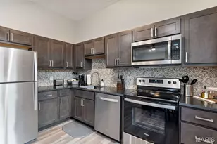 1019 Allen Ave, Saint Louis, MO 63104 - Photo 8