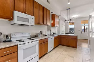 922 Allen Ave, Saint Louis, MO 63104 - Photo 10