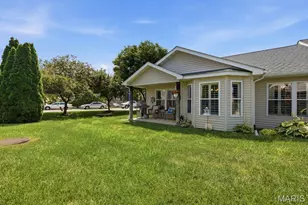138 Green Gables Dr, Wentzville, MO 63385 - Photo 24