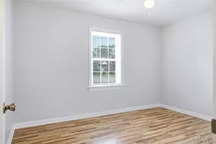 1150 S New Florissant Rd, Florissant, MO 63031 - Photo 12