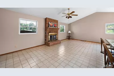 10300 Parkman Drive, Saint Louis, MO 63123 - Photo 10