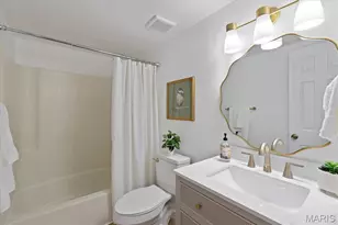 1733 Gascony Parc Dr, Lake Saint Louis, MO 63367 - Photo 4