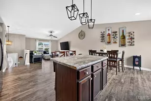 15 Fredde Ct, Wentzville, MO 63385 - Photo 4