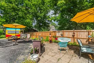 329 Stark Ct, Webster Groves, MO 63119 - Photo 52