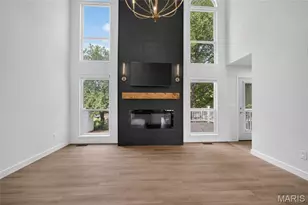 1 Adventura Dr, Festus, MO 63028 - Photo 6