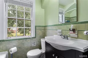 7400 Warwick Dr, Pasadena Hills, MO 63121 - Photo 24
