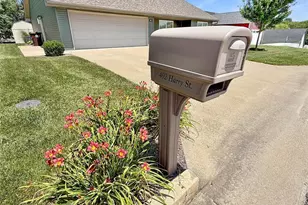402 Harry St, Palmyra, MO 63461 - Photo 28