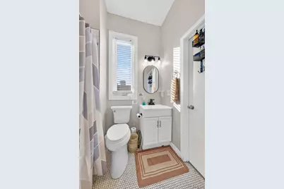 28 Columbus Square Drive, Saint Louis, MO 63101 - Photo 24