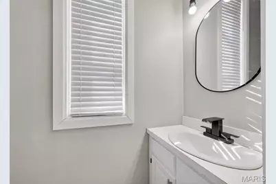 28 Columbus Square Drive, Saint Louis, MO 63101 - Photo 28