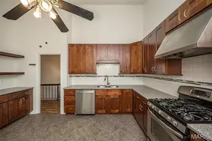 737 Country Heights Ct, Manchester, MO 63021 - Photo 6