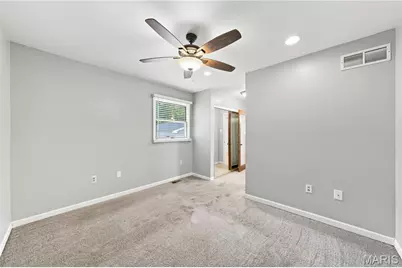 80 La Venta Drive, Florissant, MO 63031 - Photo 8