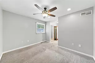 80 La Venta Dr, Florissant, MO 63031 - Photo 8