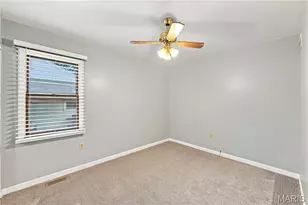 80 La Venta Dr, Florissant, MO 63031 - Photo 12