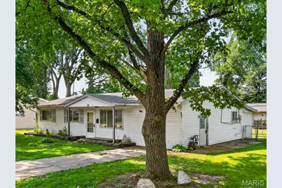1230 Flicker Drive, Florissant, MO 63031 - Photo 4