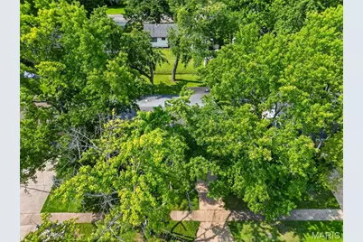 1230 Flicker Drive, Florissant, MO 63031 - Photo 32