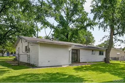 1230 Flicker Drive, Florissant, MO 63031 - Photo 30