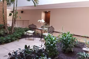 950 E Rue De La Banque, Creve Coeur, MO 63141 - Photo 8