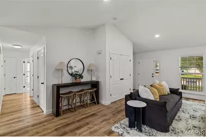 204 Montecito Terrace, Saint Charles, MO 63304 - Photo 6