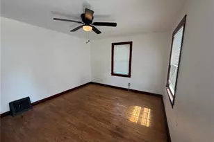 7141 Greenhaven Dr, Jennings, MO 63136 - Photo 2