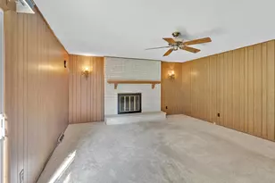 3566 Crowndun Dr, Saint Louis, MO 63129 - Photo 14