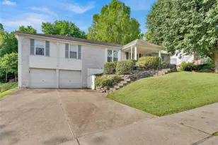 3566 Crowndun Dr, Saint Louis, MO 63129 - Photo 2