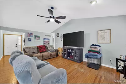 132 Eldorado Drive, Moscow Mills, MO 63362 - Photo 6