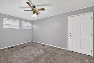 10917 Larkspur Dr, Unincorporated, MO 63123 - Photo 14