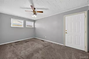 10917 Larkspur Dr, Unincorporated, MO 63123 - Photo 12