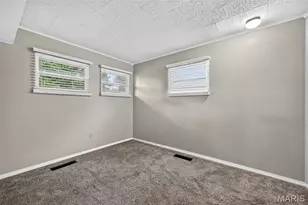 10917 Larkspur Dr, Unincorporated, MO 63123 - Photo 22