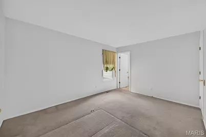 2485 Pheasant Run Drive, Maryland Heights, MO 63043 - Photo 22