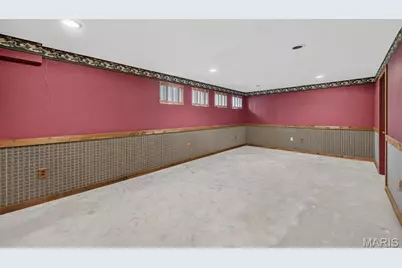 2485 Pheasant Run Drive, Maryland Heights, MO 63043 - Photo 32