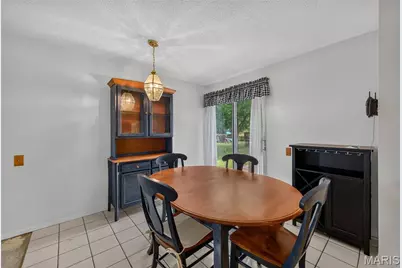 2485 Pheasant Run Drive, Maryland Heights, MO 63043 - Photo 12