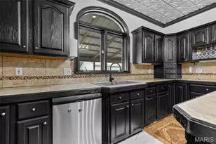 111 N Ravencrest Dr, Desloge, MO 63601 - Photo 18
