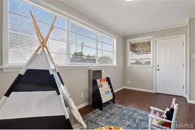 5034 Milentz Avenue, Saint Louis, MO 63109 - Photo 16