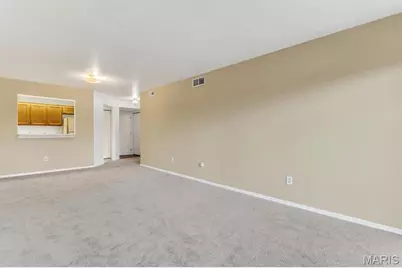 5353 N Kenrick Parke Drive #205, Saint Louis, MO 63119 - Photo 10