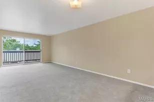 5353 N Kenrick Parke Dr, Saint Louis, MO 63119 - Photo 8