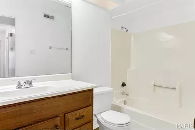 5353 N Kenrick Parke Drive #205, Saint Louis, MO 63119 - Photo 26