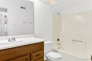 5353 N Kenrick Parke Dr, Saint Louis, MO 63119 - Photo 26