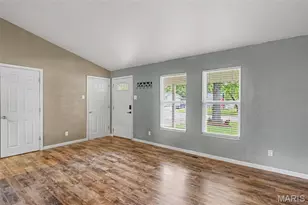 120 Cedar Ridge Dr, Pacific, MO 63069 - Photo 4