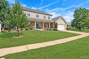 10209 Tesson Valley Ct, Saint Louis, MO 63123 - Photo 2