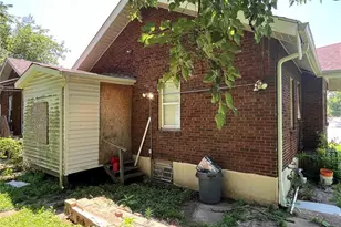 1001 Wall St, Saint Louis, MO 63147 - Photo 4