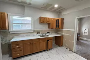 1001 Wall St, Saint Louis, MO 63147 - Photo 8
