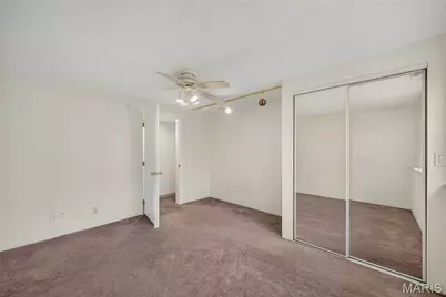 12115 Glenpark Drive, Maryland Heights, MO 63043 - Photo 24