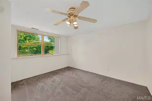 12115 Glenpark Dr, Maryland Heights, MO 63043 - Photo 26