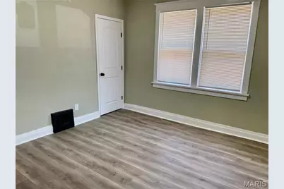 6425 Perry Avenue, Pine Lawn, MO 63121 - Photo 4