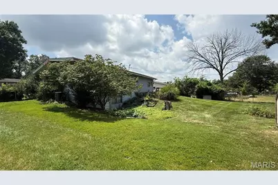 246 Oakborough Drive, Lake Saint Louis, MO 63367 - Photo 28