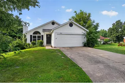 5304 Bay Wind Court, Florissant, MO 63034 - Photo 2