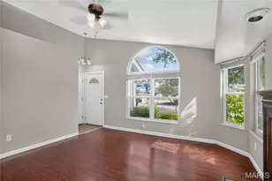 5304 Bay Wind Ct, Florissant, MO 63034 - Photo 8