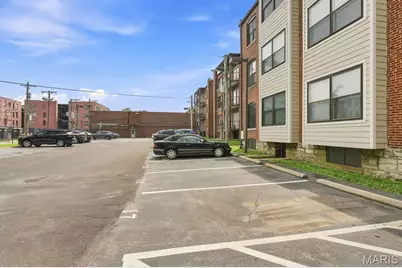5625 Pershing Avenue #11, Saint Louis, MO 63112 - Photo 16
