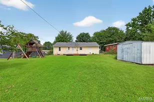 20 Westview Dr, Saint Charles, MO 63303 - Photo 38